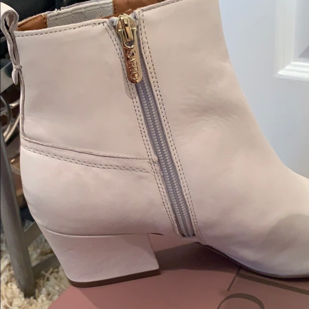 Franco Sarto White Leather Zip Up Booties - Picture 7 of 9